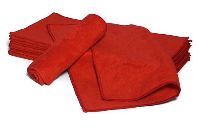 https://brotex.com/wp-content/uploads/2018/12/red-microfiber-16x16-right-towel.jpg